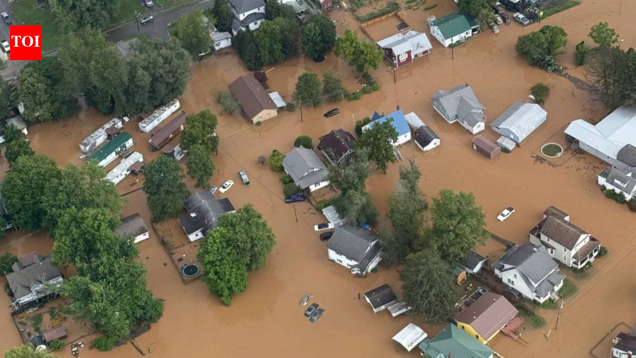 West Virginia flash floods: 2 missing, 500 National Guard troops deployed amid torrential rain