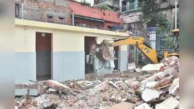 Park structure razed at Chorbagan Durga Puja venue