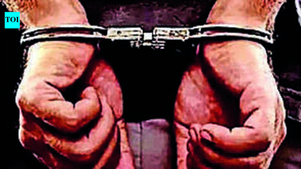5 held in counterfeit liquor factory bust in Solapur, materials worth Rs2 crore seized