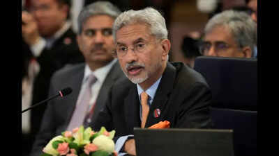 India blasts Pakistan for raising J&K, Indus issues at Asean meet