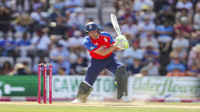 southampton-england-jul-11-ani-england39s-jos-buttler-plays-a-shot-during-t.jpg
