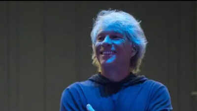 Bon Jovi's return interrupted after vocal cord surgery: Singer cancels concert due to sinus infection