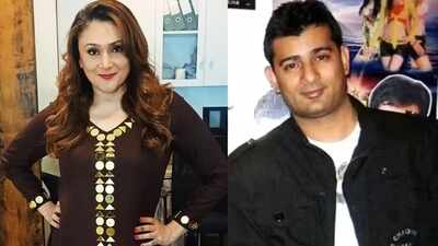 Aamir Khan's half brother Hyder Ali Khan forced ex-wife, actress Eva Grover to sleep with directors to get money: 'Ghar chalana hai, that was the end of everything'