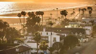 These Malibu homes survived the wildfires. Some owners are still cutting prices by up to $7 million as buyers stay away