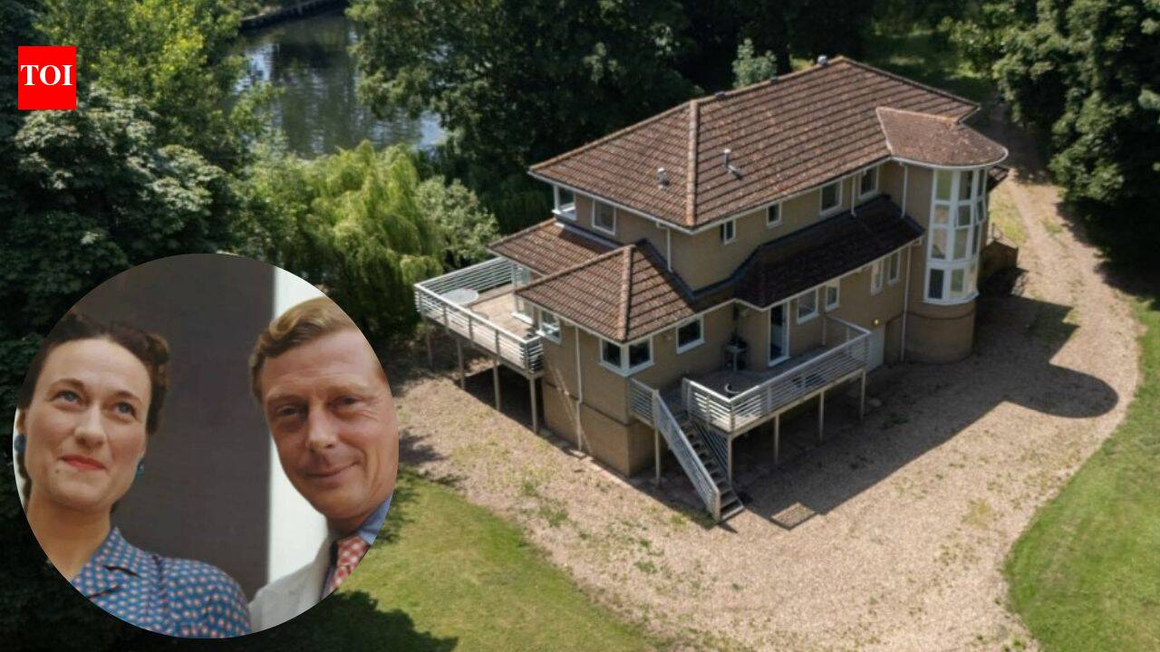 Two private Thames islands linked to Edward VIII head to auction for £1.65m