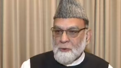 Delhi Jama Masjid Shahi Imam Maulana Ahmad Bukhari surrenders in 19-year-old model code violation case, gets bail