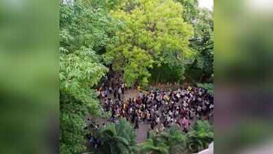 Chennai college students protest on campus in their own ways in support of Delhi protesters