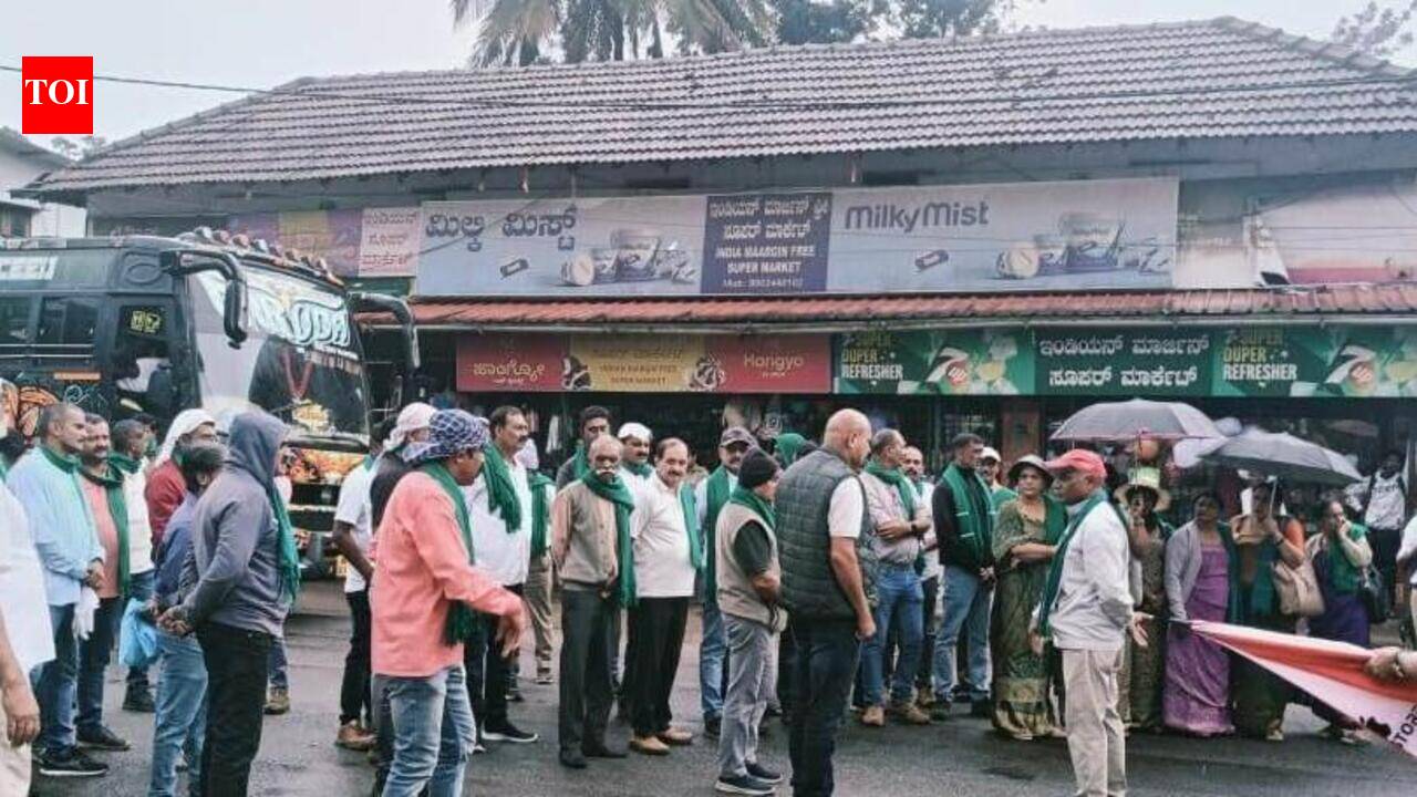 Farmers block state highway in Thithimathi to protest police action