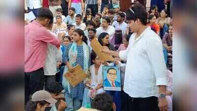 Students rally at Jaipur’s Jawahar Circle demanding reform amid education system irregularities