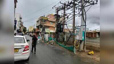 Transformer blocking Akbar Road footpath will be looked into: MCC