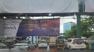 Loose Hoarding Sparks Fresh Safety Concerns in Thane