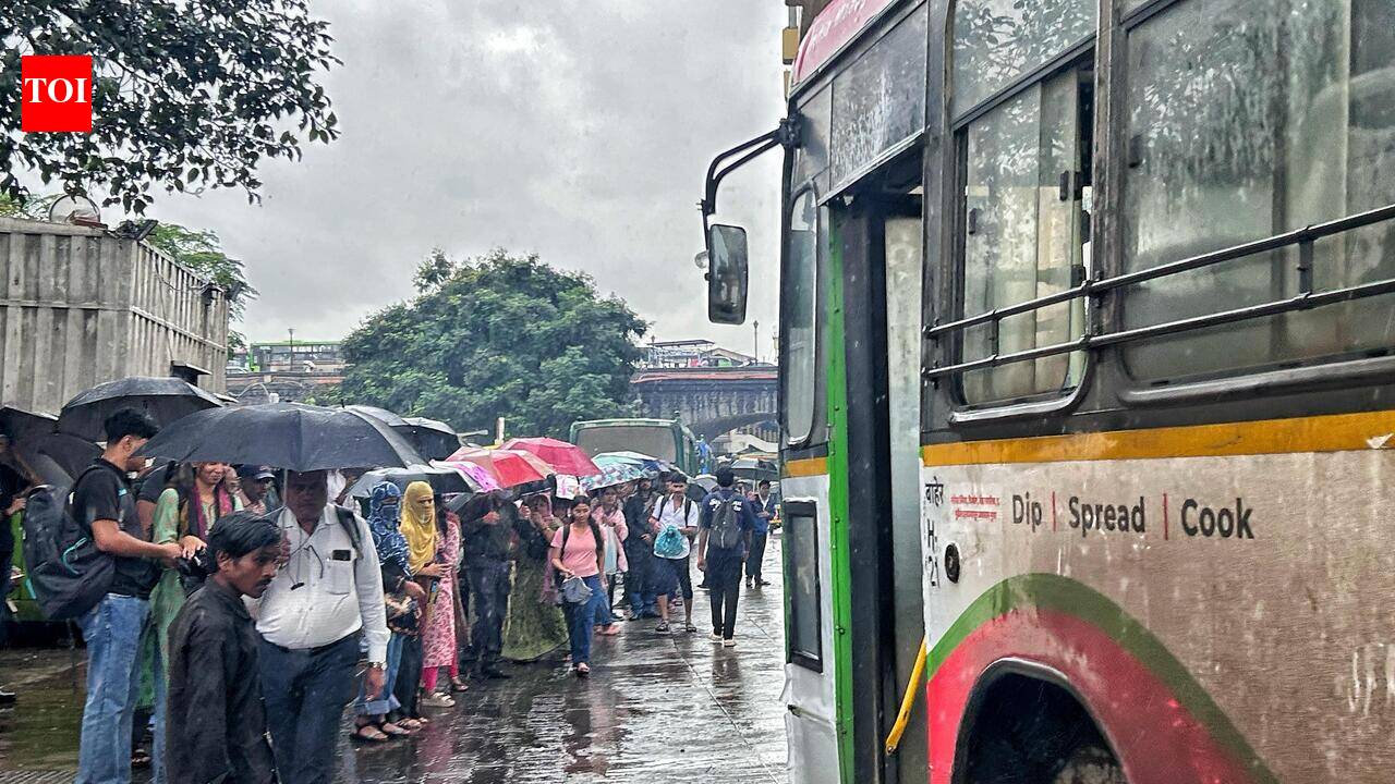 PMPML to develop 685 bus shelters; utility approaches PMC to get 24 land plots