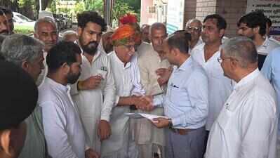 Political support grows for students, outfits submit memos to Prez in Haryana