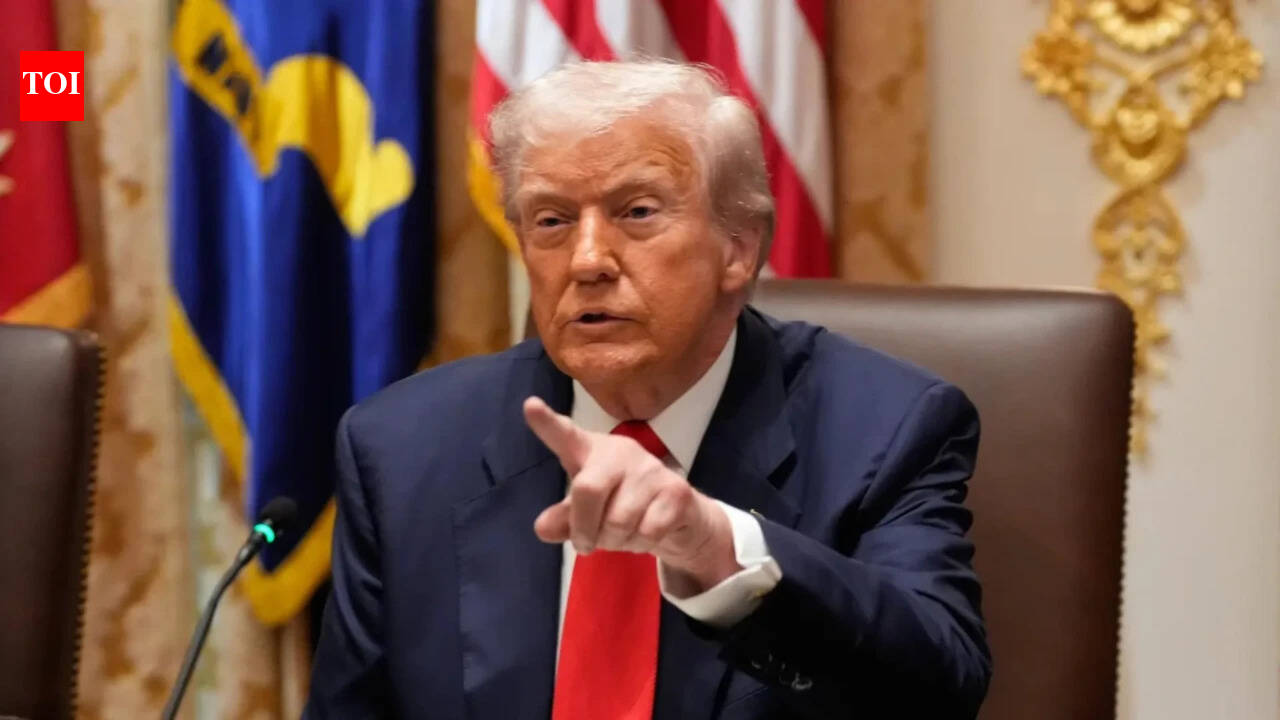 Trump warns China, Russia on role in Iran