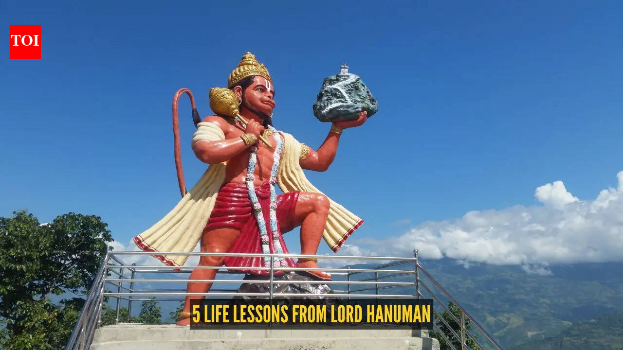 भगवान हनुमान से जीवन के 5 सबक जो आपके रोजमर्रा के जीवन को प्रेरित कर सकते हैं