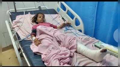 Tractor rams into shop, 2 minor girls injured