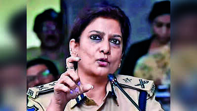 Charu Sinha to head SET probing Dharani, Bhu Bharati irregularities