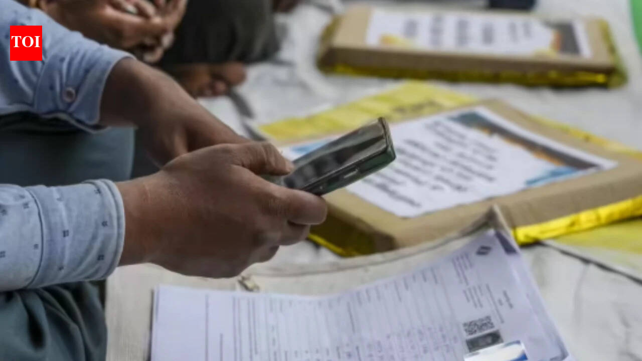 20�lhi voters not found at registered addresses
