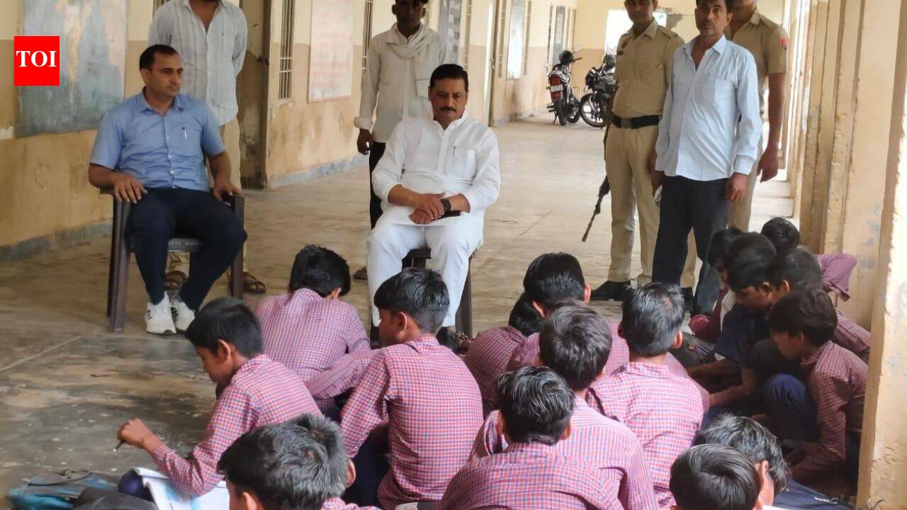 'Unacceptable': Class 8 students unable to spell even their father's name, struggle with simple addition