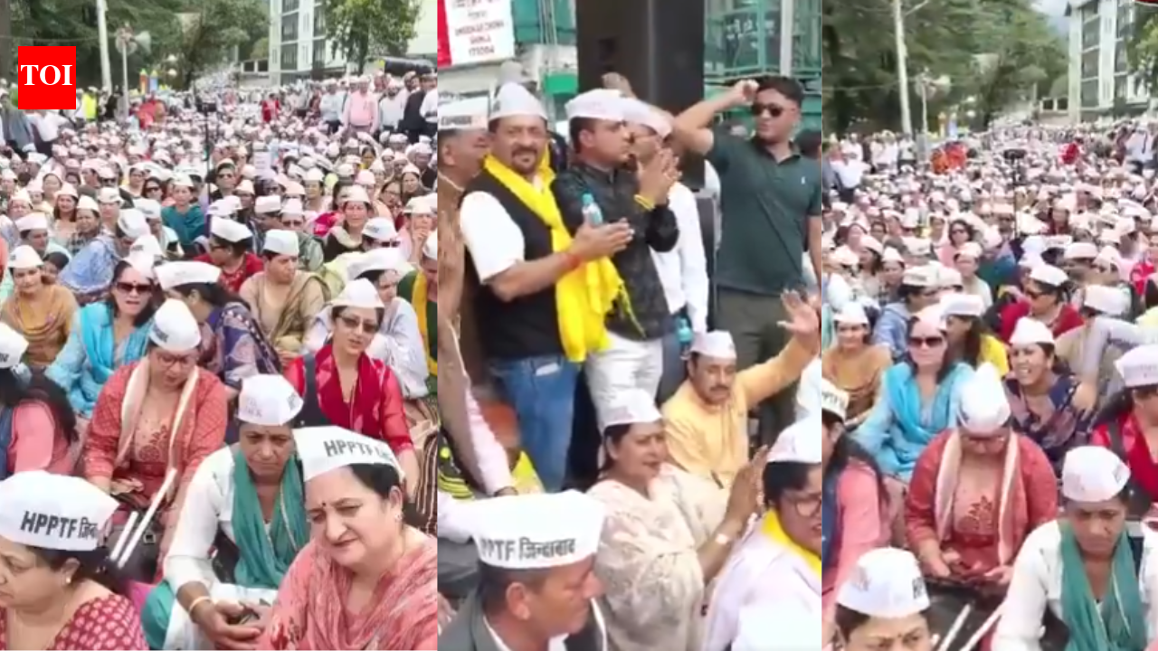 Thousands of Himachal teachers launch indefinite hunger strike against School Complex System