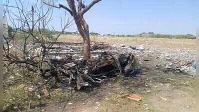 3 die in blast at illegal firecracker unit