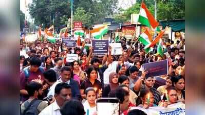 Puneites take to street against police brutality at Jantar Mantar during CJP protest