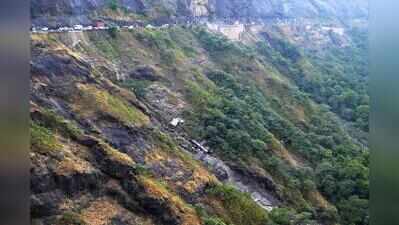 Malshej Ghat closed to traffic till further notice after subsidence of road