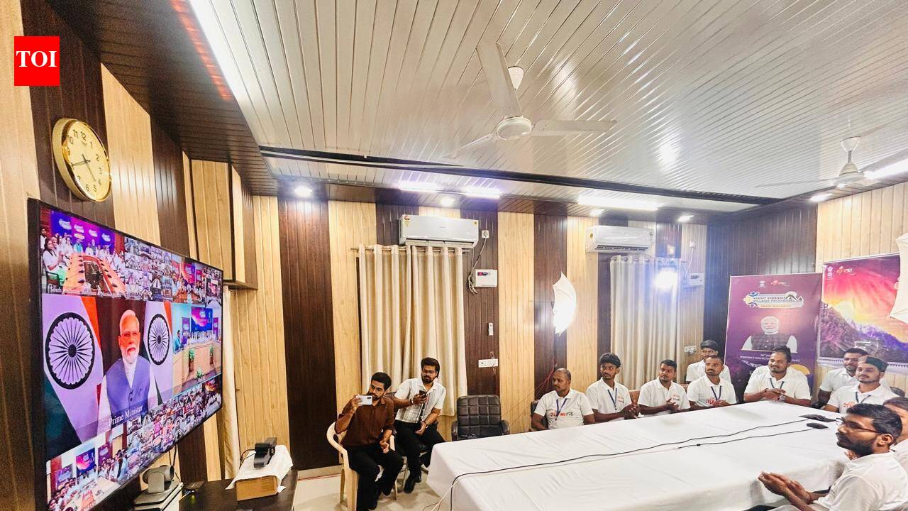‘Digital India working even at 15,000 ft’: Jaunpur youth to PM at MKB interaction