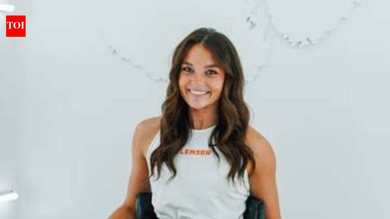 Champion’s mindset: “One day we were playing volleyball, and the next day, I couldn’t feel my legs”- How volleyball player Sydney Fowler overcame a life-changing spinal infection
