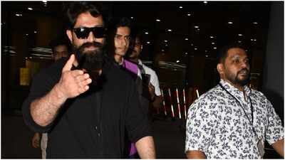 Yash spotted at airport after Comic-Con; 'Ramayana' star nails all-black style - PICS