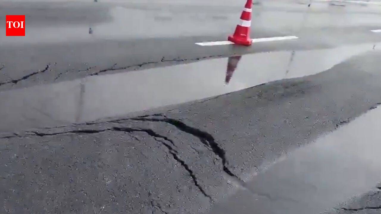 Surface slippage reported on Rs 4,200-crore Lucknow-Kanpur Expressway just 13 days after launch