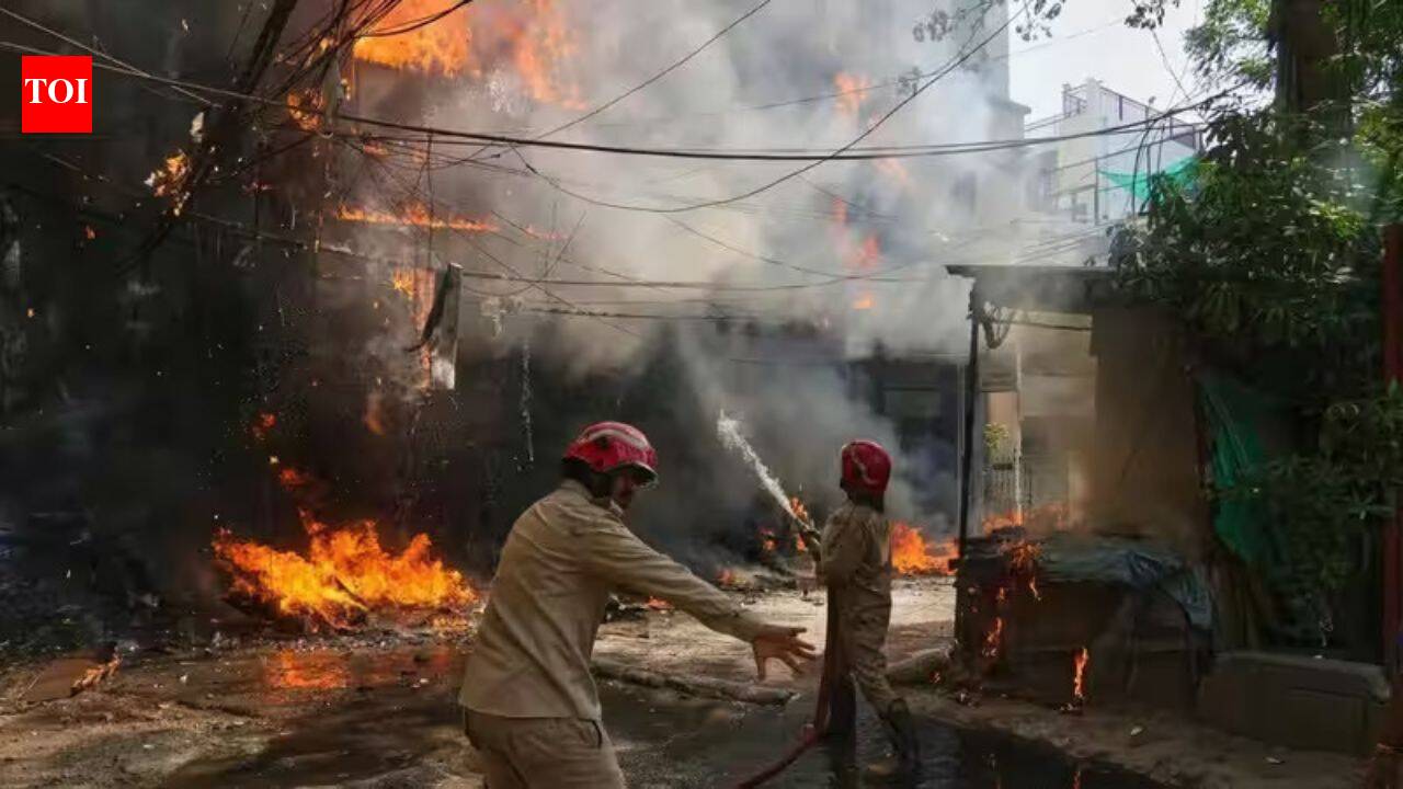 Court grants bail to cook held in Delhi's Malviya Nagar hotel fire that claimed 22 lives