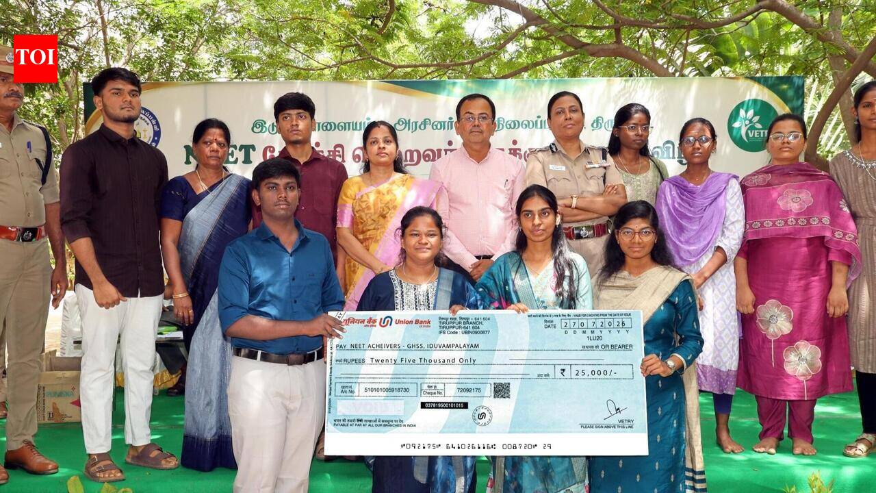 10 government school students felicitated for clearing NEET in Tirupur