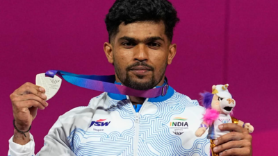 TN daily wage labourers’ son clinches CWG lifting silver