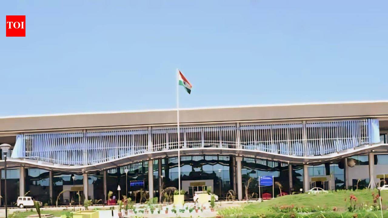 Flyers can now borrow books free of cost from airport Flybrary to read during flights