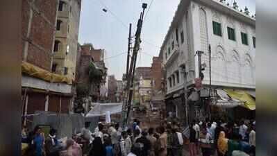 Langda Hafiz Mosque begins voluntary demolition, clears final hurdle in Dalmandi project
