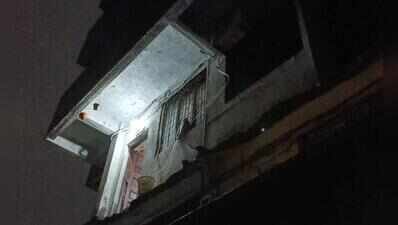 13-year-old girl killed in Mumbra balcony slab collapse