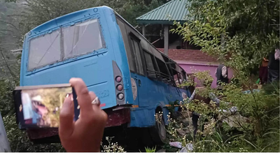 Several pilgrims injured as Amarnath Yatra bus skids off road in J&K's Ganderbal
