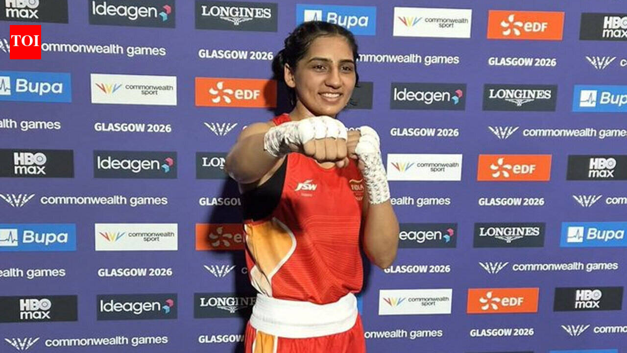 CWG Day 6 Live: Boxers Priya Ghanghas, Preeti Pawar reach semis, assure India of medals