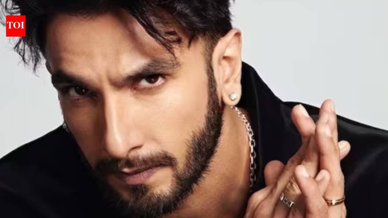 Ranveer Singh's funny response to woman flirting on set goes viral: 'Main do bacche ka baap banne wala hoon'