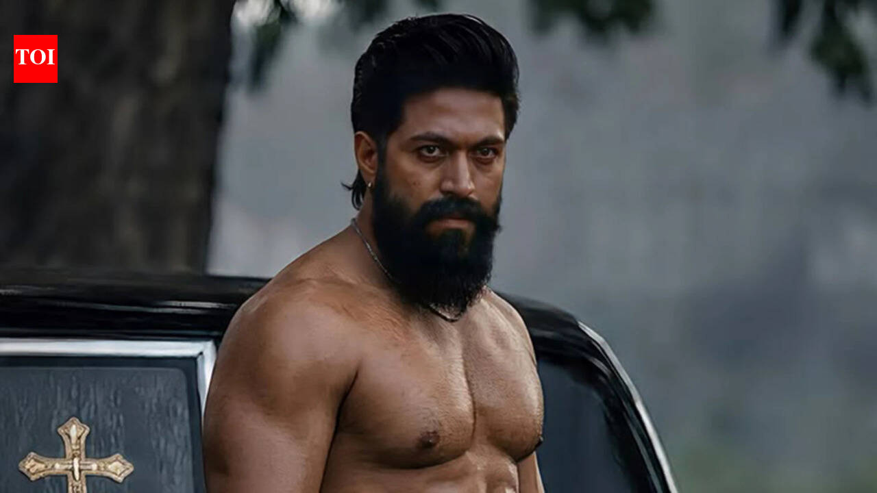 Yash builds massive buzz around 'Toxic', says fans will walk out of theatres saying 'what the hell was that?'