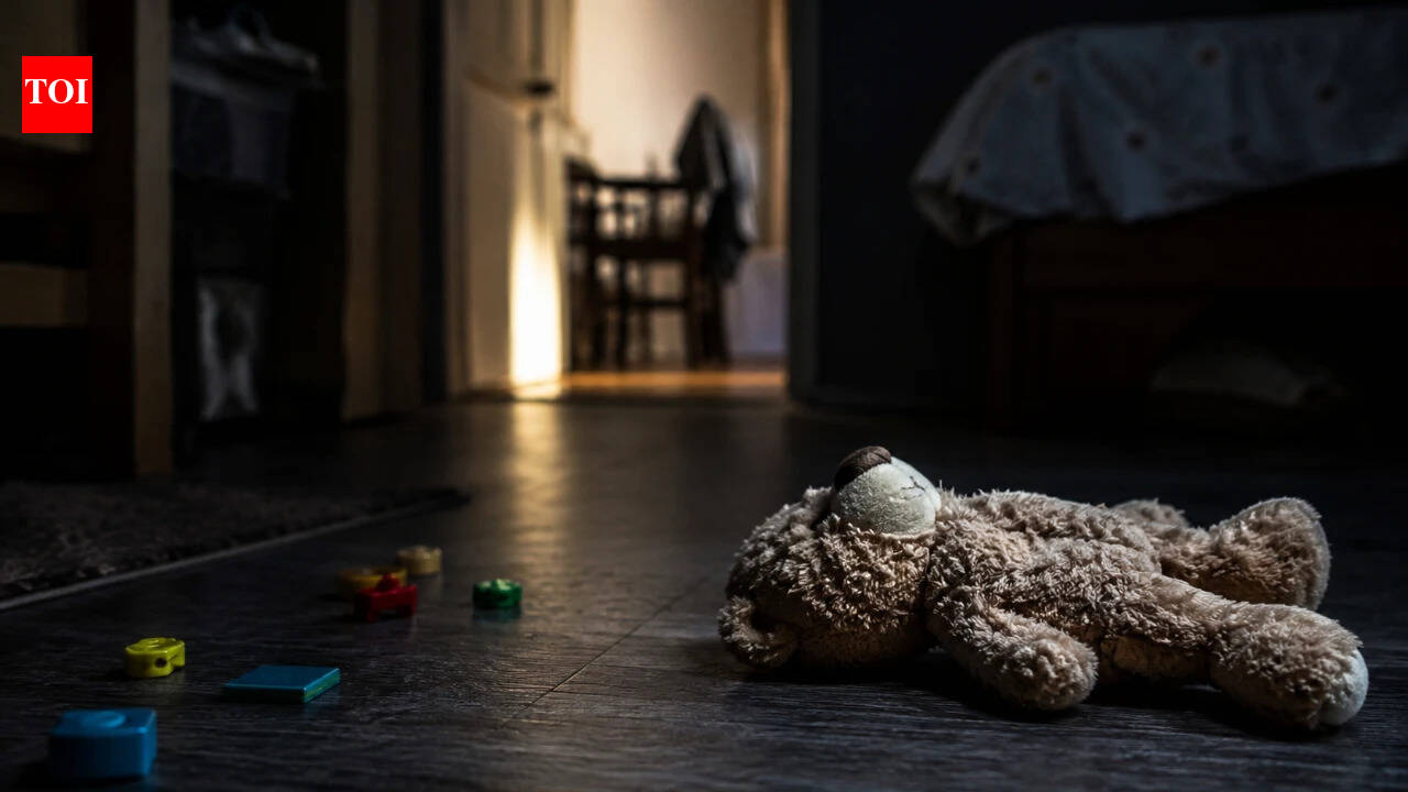 Mathura woman strangles crying toddler while speaking to lover, caught by husband 1 month later