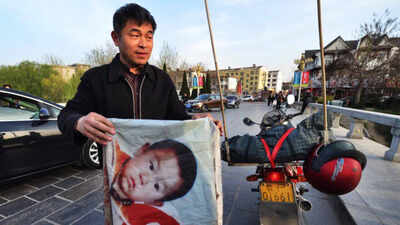 His son was kidnapped at age 2; this father travelled 500,000 km over 24 years to find him: The emotional story of Guo Gangtang