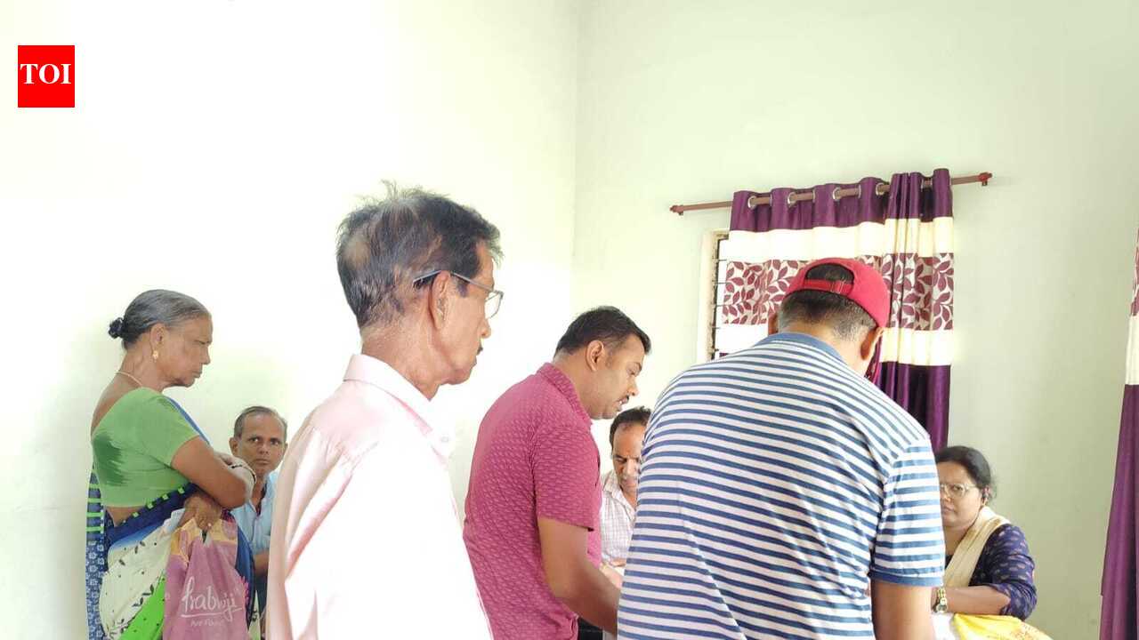 East Singhbhum crosses 94% digitisation of SIR forms, officials race to meet deadline