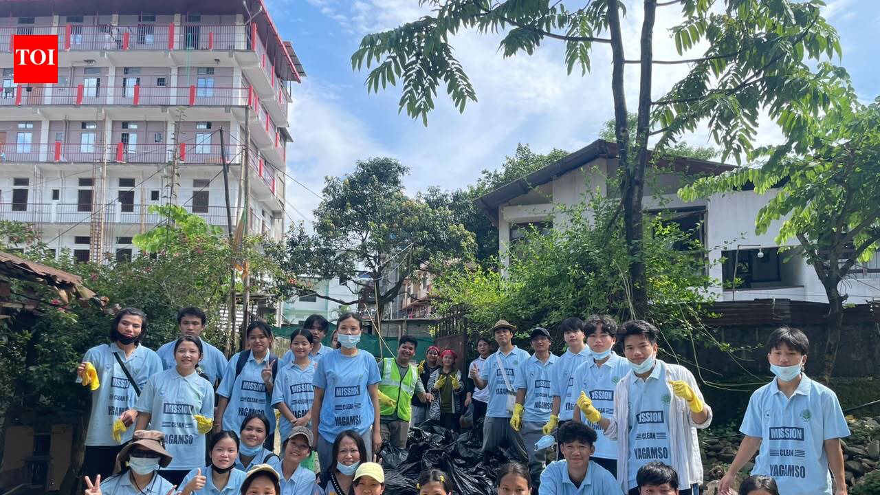 Yamaso gasps under garbage, volunteers pull out 3,000kg of waste from river