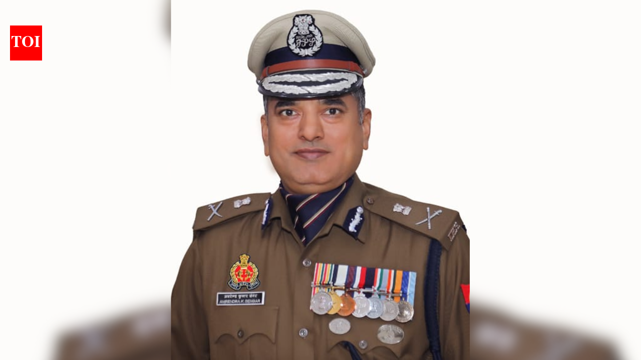 UP gets DG (intelligence) after 3 years; Lucknow's longest-serving police commissioner Amrendra Kumar Sengar promoted