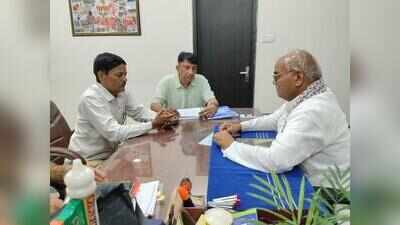 Teachers’ issues will be resolved, says edu min Dilawar claiming ‘positive’ talks