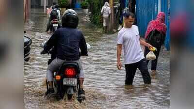 Short spell of intense rain cools Gurgaon, but exposes infra gaps again