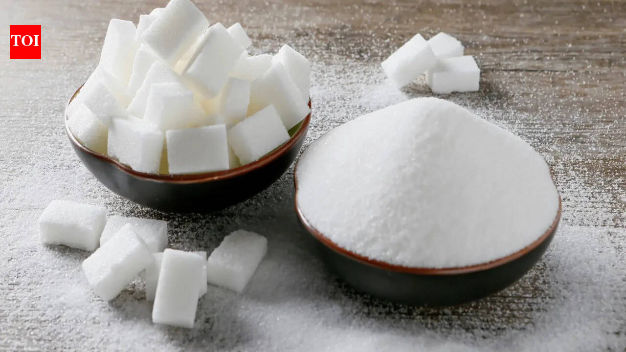 Dealers can't keep over 400 tonne stock of sugar: Government