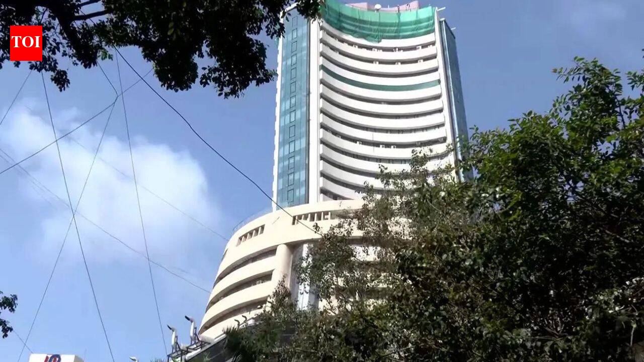 Stock market today: Sensex climbs over 800 points; Nifty gains 1%